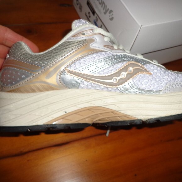 FIRM Saucony ProGrid Omni 9 Sneakers 6W/4.5M Grey Breathable Mesh Upper - Picture 9 of 13